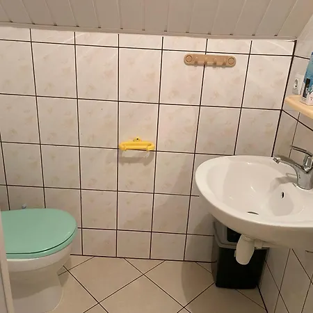 U Kasi Реваль